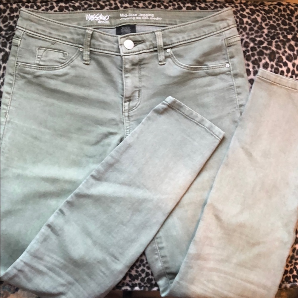SUPER STRETCH MIDRISE GREEN JEGGINGS